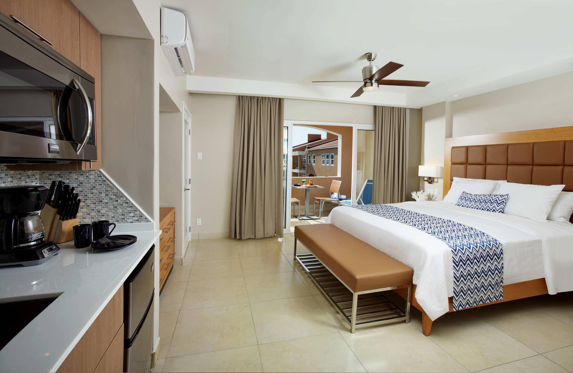 All Inclusive - Divi Dutch Village Beach Resort Oranjestad Esterno foto
